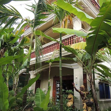 Angkor Reas Guesthouse เสียมราฐ ภายนอก รูปภาพ