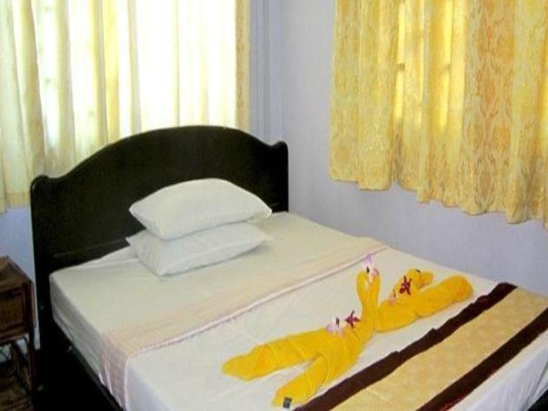 Angkor Reas Guesthouse เสียมราฐ ภายนอก รูปภาพ