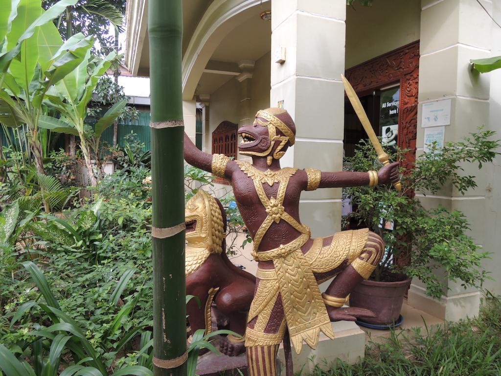 Angkor Reas Guesthouse เสียมราฐ ภายนอก รูปภาพ